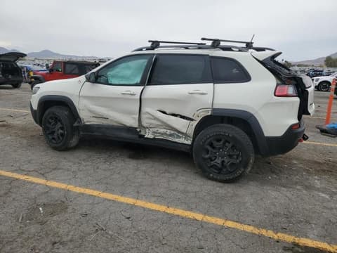 2019 Jeep Cherokee, VIN 1C4PJMBX2KD389572. Фото 2 з 6 з аукціону Copart. Каталог авто зі США OpenDataCar.