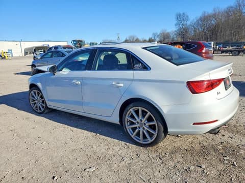 2015 Audi A3, VIN WAUEFGFFXF1010883. Фото 2 з 6 з аукціону Copart. Каталог авто зі США OpenDataCar.