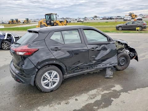 2024 Nissan Kicks, VIN 3N1CP5BV5RL590889. Фото 3 з 6 з аукціону Copart. Каталог авто зі США OpenDataCar.