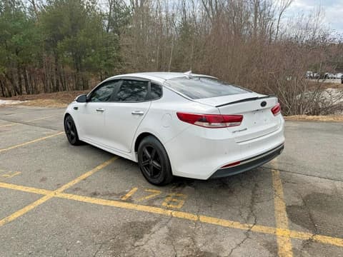 2018 Kia Optima, VIN 5XXGT4L32JG248088. Zdjęcie 3 z 6 z aukcji Copart. Katalog aut z USA OpenDataCar.