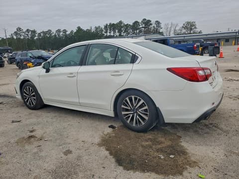 2019 Subaru Legacy, VIN 4S3BNAF62K3010008. Фото 2 з 6 з аукціону Copart. Каталог авто зі США OpenDataCar.
