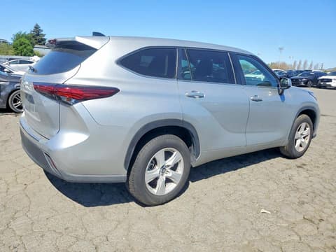 2023 Toyota Highlander, VIN 5TDKDRAH0PS030631. Фото 3 з 6 з аукціону Copart. Каталог авто зі США OpenDataCar.