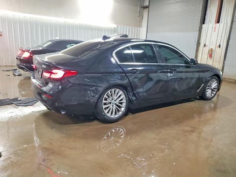 2022 Bmw 5 Series, VIN WBA13BJ00NCH98611. Фото 3 з 6 з аукціону Copart. Каталог авто зі США OpenDataCar.