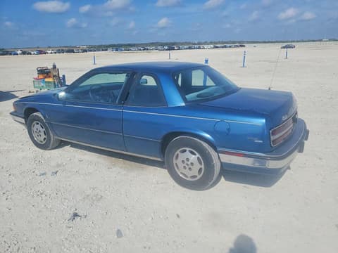 1988 Buick Regal, VIN 2G4WD14W0J1463129. Photo 2 of 6 from Copart auction. OpenDataCar US salvage catalog.