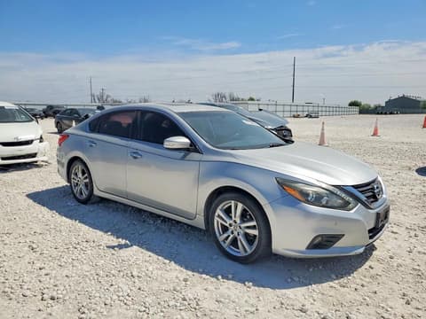 2017 Nissan Altima, VIN 1N4BL3AP1HC134030. Фото 4 з 6 з аукціону Copart. Каталог авто зі США OpenDataCar.