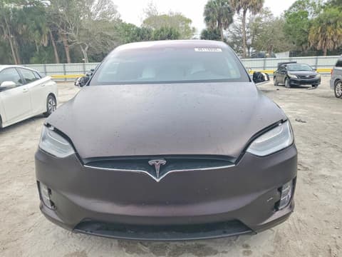 2018 Tesla Model X, VIN 5YJXCDE22JF121672. Фото 5 з 6 з аукціону Copart. Каталог авто зі США OpenDataCar.