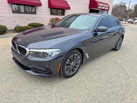2018 Bmw 5 Series, VIN WBAJA7C5XJWA73151. Фото 2 з 6 з аукціону Copart. Каталог авто зі США OpenDataCar.