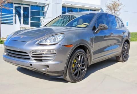 2011 Porsche Cayenne, VIN WP1AA2A22BLA03477. Фото 2 з 6 з аукціону Copart. Каталог авто зі США OpenDataCar.