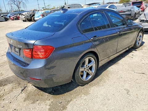 2013 Bmw 3 Series, VIN WBA3C1C58DF443546. Фото 3 з 6 з аукціону Copart. Каталог авто зі США OpenDataCar.