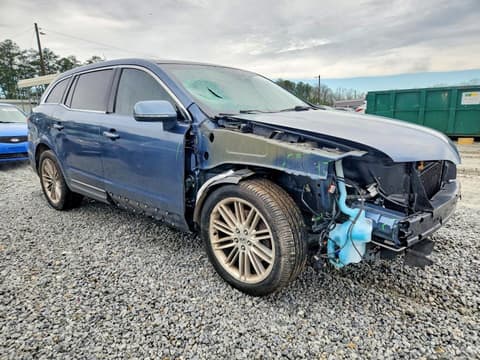 2018 Lincoln MKT, VIN 2LMHJ5AT1JBL01284. Фото 4 з 6 з аукціону Copart. Каталог авто зі США OpenDataCar.