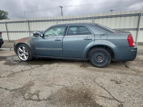 2005 Chrysler 300, VIN 2C3AA53G75H627177. Фото 2 з 6 з аукціону Copart. Каталог авто зі США OpenDataCar.