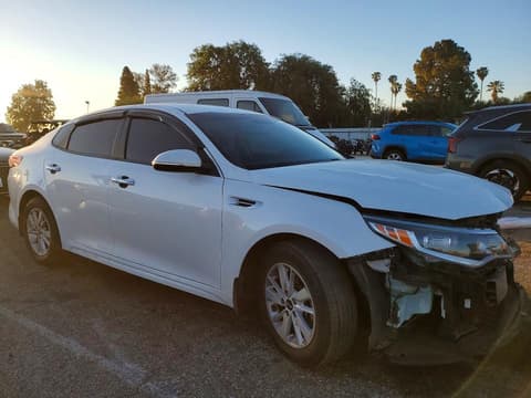 2016 Kia Optima, VIN 5XXGT4L32GG038440. Фото 4 з 6 з аукціону Copart. Каталог авто зі США OpenDataCar.