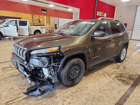 2015 Jeep Cherokee, VIN 1C4PJMDS7FW688230. Фото 1 з 6 з аукціону Copart. Каталог авто зі США OpenDataCar.