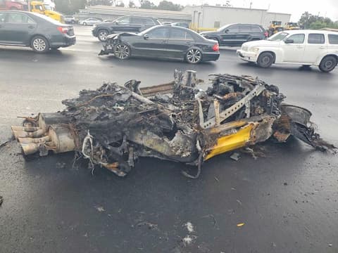 2014 Chevrolet Corvette Stingray, VIN 1G1YK2D72E5113001. Photo 3 of 6 from Copart auction. OpenDataCar US salvage catalog.