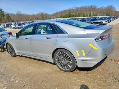 2014 Lincoln MKZ, VIN 3LN6L2LU2ER813175. Photo 2 of 6 from Copart auction. OpenDataCar US salvage catalog.