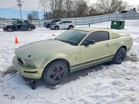 2006 Ford Mustang, VIN 1ZVFT80N465145661. Фото 1 з 6 з аукціону Copart. Каталог авто зі США OpenDataCar.