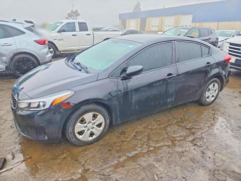 2017 Kia Forte, VIN 3KPFK4A75HE042920. Фото 1 из 6 с аукциона Copart. Каталог авто из США OpenDataCar.