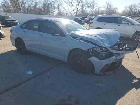 2025 Volkswagen Jetta, VIN 3VW2T7BU4SM057906. Фото 4 з 6 з аукціону Copart. Каталог авто зі США OpenDataCar.