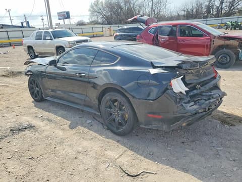 2018 Ford Mustang, VIN 1FA6P8TH9J5144811. Фото 2 з 6 з аукціону Copart. Каталог авто зі США OpenDataCar.