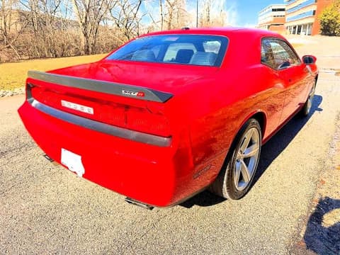 2010 Dodge Challenger, VIN 2B3CJ7DW5AH318678. Фото 4 з 6 з аукціону Copart. Каталог авто зі США OpenDataCar.