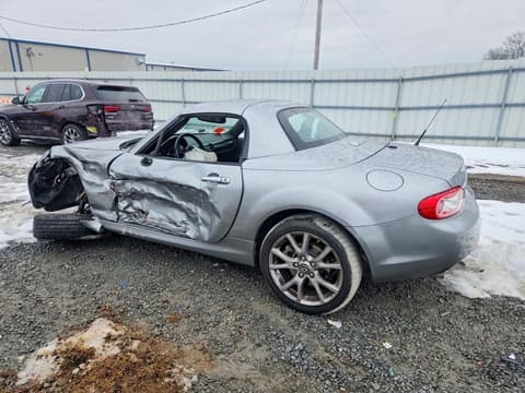 2013 Mazda MX-5 Miata, VIN JM1NC2PF0D0229075. Фото 2 из 6 с аукциона Copart. Каталог авто из США OpenDataCar.