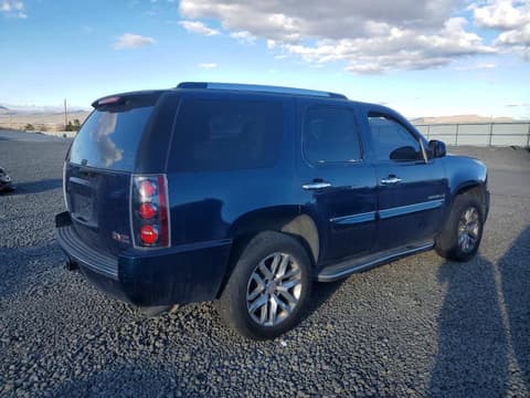 2007 Gmc Yukon, VIN 1GKFK63847J130817. Фото 3 з 6 з аукціону Copart. Каталог авто зі США OpenDataCar.