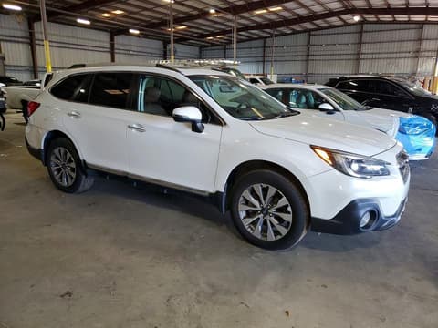 2019 Subaru Outback, VIN 4S4BSETC0K3208186. Фото 4 з 6 з аукціону Copart. Каталог авто зі США OpenDataCar.
