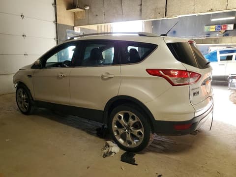 2016 Ford Escape, VIN 1FMCU0JX4GUA28458. Фото 2 з 6 з аукціону Copart. Каталог авто зі США OpenDataCar.