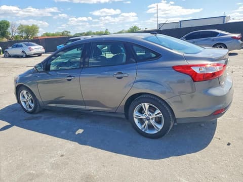 2014 Ford Focus, VIN 1FADP3F22EL288185. Фото 2 з 6 з аукціону Copart. Каталог авто зі США OpenDataCar.