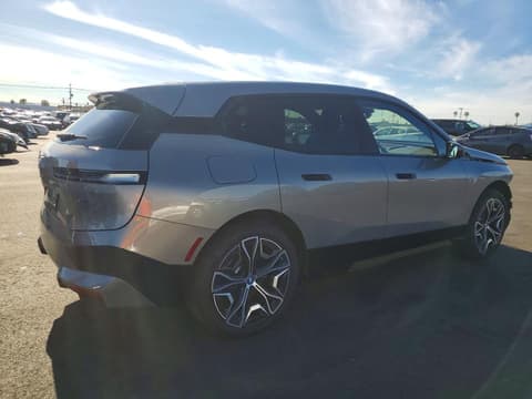 2024 Bmw iX, VIN WB523CF08RCP61875. Фото 3 из 6 с аукциона Copart. Каталог авто из США OpenDataCar.