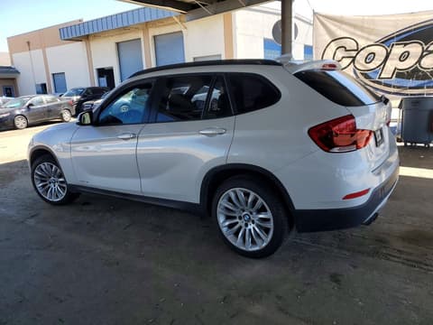 2013 Bmw X1, VIN WBAVL1C54DVR84222. Фото 2 з 6 з аукціону Copart. Каталог авто зі США OpenDataCar.