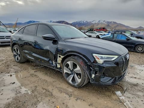 2021 Audi e-tron Sportback, VIN WA13AAGE6MB038399. Фото 4 из 6 с аукциона Copart. Каталог авто из США OpenDataCar.