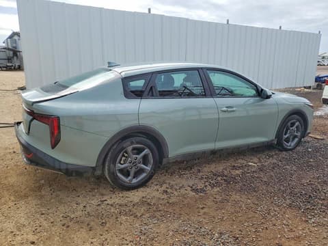 2025 Kia K4, VIN 3KPFT4DE7SE141754. Фото 3 з 6 з аукціону Copart. Каталог авто зі США OpenDataCar.