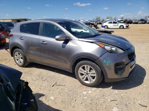 2019 Kia Sportage, VIN KNDPM3AC5K7561107. Photo 4 of 6 from Copart auction. OpenDataCar US salvage catalog.