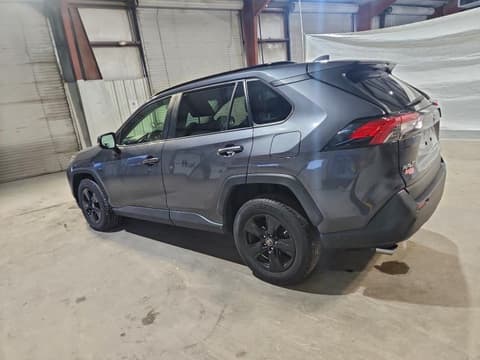 2019 Toyota RAV4, VIN JTMP1RFVXKD510631. Фото 2 з 6 з аукціону Copart. Каталог авто зі США OpenDataCar.