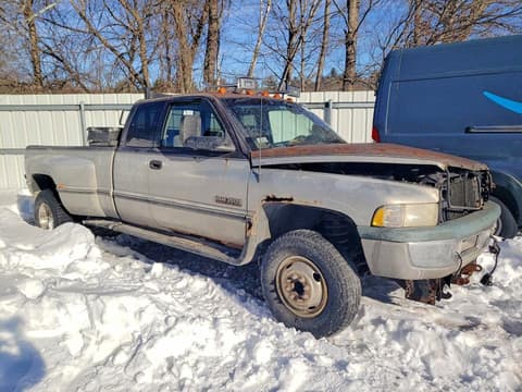 1997 Dodge Ram 3500, VIN 3B7MF33D0VM565921. Фото 4 из 6 с аукциона Copart. Каталог авто из США OpenDataCar.
