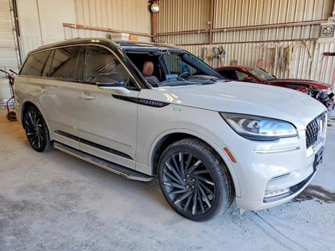 2021 Lincoln Aviator, VIN 5LMYJ8XY5MNL00659. Фото 4 з 6 з аукціону Copart. Каталог авто зі США OpenDataCar.