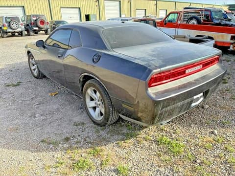 2014 Dodge Challenger, VIN 2C3CDYAGXEH231975. Фото 3 з 6 з аукціону Copart. Каталог авто зі США OpenDataCar.