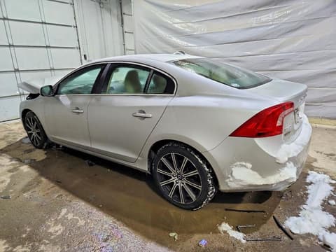 2018 Volvo S60, VIN LYV402TK9JB166368. Фото 2 з 6 з аукціону Copart. Каталог авто зі США OpenDataCar.