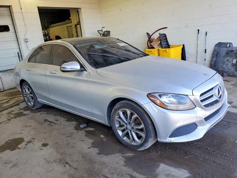 2016 Mercedes-benz C-Class, VIN 55SWF4KB7GU120080. Фото 4 з 6 з аукціону Copart. Каталог авто зі США OpenDataCar.