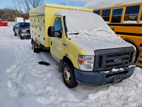 2018 Ford Econoline, VIN 1FDXE4FSXJDC17478. Фото 4 з 6 з аукціону Copart. Каталог авто зі США OpenDataCar.