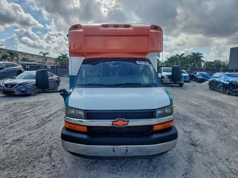 2014 Chevrolet Express 4500, VIN 1GB6G5BL9E1201346. Фото 5 з 6 з аукціону Copart. Каталог авто зі США OpenDataCar.