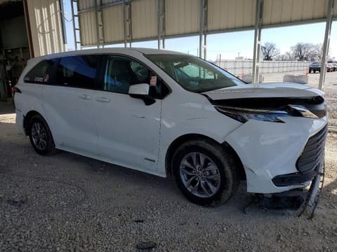 2021 Toyota Sienna, VIN 5TDKRKEC1MS016370. Фото 4 из 6 с аукциона Copart. Каталог авто из США OpenDataCar.