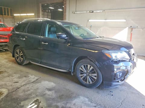 2017 Nissan Pathfinder, VIN 5N1DR2MM6HC685630. Фото 4 з 6 з аукціону Copart. Каталог авто зі США OpenDataCar.