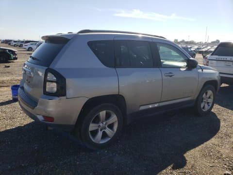 2016 Jeep Compass, VIN 1C4NJCBAXGD753614. Фото 3 з 6 з аукціону Copart. Каталог авто зі США OpenDataCar.