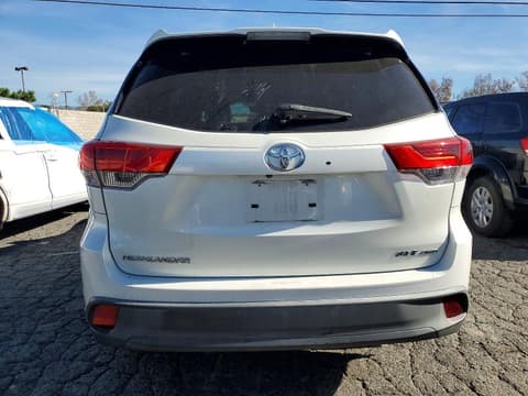 2018 Toyota Highlander, VIN 5TDJZRFH5JS543595. Zdjęcie 6 z 6 z aukcji Copart. Katalog aut z USA OpenDataCar.