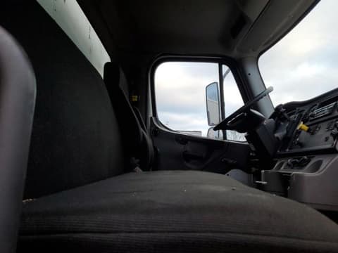 2015 Freightliner M2 106, VIN 3ALACXDT5FDGF8389. Фото 5 з 6 з аукціону Copart. Каталог авто зі США OpenDataCar.
