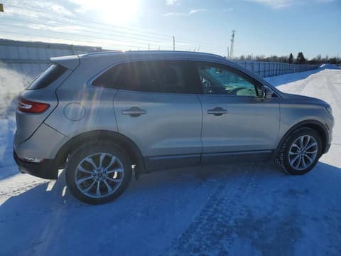 2017 Lincoln MKC, VIN 5LMCJ2D93HUL58107. Фото 3 из 6 с аукциона Copart. Каталог авто из США OpenDataCar.