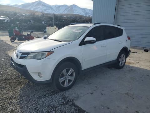 2014 Toyota RAV4, VIN JTMRFREV7ED048237. Фото 1 з 6 з аукціону Copart. Каталог авто зі США OpenDataCar.