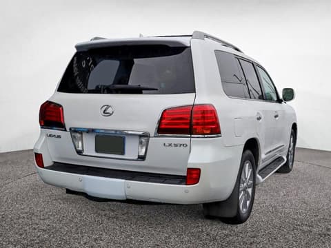 2010 Lexus LX 570, VIN JTJHY7AX8AA038924. Фото 4 з 6 з аукціону Copart. Каталог авто зі США OpenDataCar.